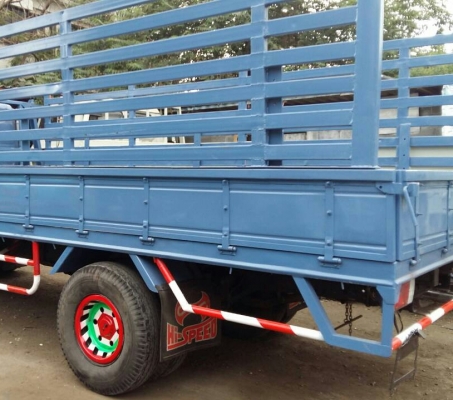 หกล้อ อีซูซุ NPR115ช่วงล่างใหญ่ Fหน้าFหลัง ยาง8.25 ยาว5ม สภาพดีเดิมบางสวยพร้อมใช้ ทะเบียนพร้อมโอน