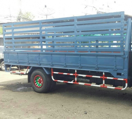 หกล้อ อีซูซุ NPR115ช่วงล่างใหญ่ Fหน้าFหลัง ยาง8.25 ยาว5ม สภาพดีเดิมบางสวยพร้อมใช้ ทะเบียนพร้อมโอน