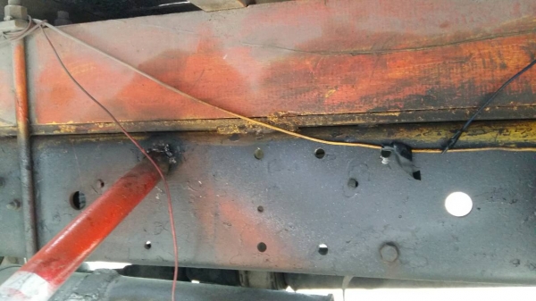 หกล้อ อีซูซุ NPR115ช่วงล่างใหญ่ Fหน้าFหลัง ยาง8.25 ยาว5ม สภาพดีเดิมบางสวยพร้อมใช้ ทะเบียนพร้อมโอน