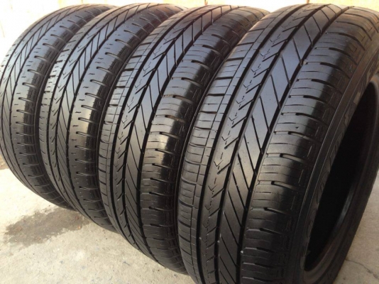 ยาง GOOD YEAR 185-65-14 ปี 11 4 เส้น 2000 สภาพสวยๆไม่บวมดอกยางเหลือเยอะวิ่งใด้อีกนานค่ะ