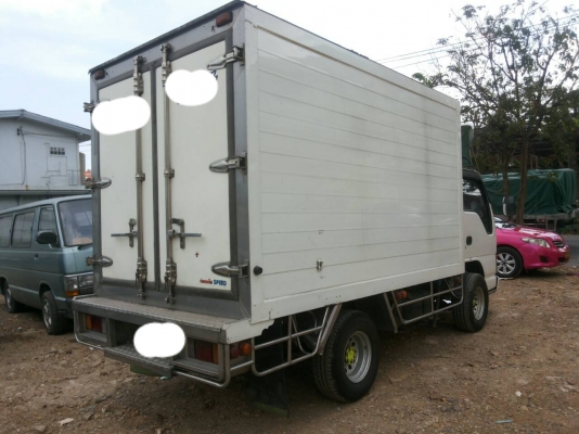 รถบรรทุก ISUZU 4 ล้อกลาง ปี 54 เครื่อง 3000 แรง เป็นกระบะพร้อมเครื่องทำความเย็น ตู้สแตนเลท ราคคา 370,000 บ.รถอยู่ดอนเมือง