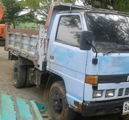 หกล้อ อีซูซุ NKR57Epawer ดั้มเล็ก 3คิว สภาพดีเดิมๆพร้อมใช้งาน ราคาถูกๆ 165,000บ มีใบซื้อขาย (ไม่มีเล่มทะเบียน) ครับท่าน