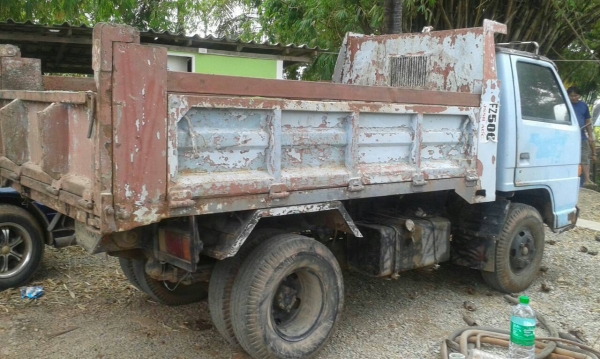 หกล้อ อีซูซุ NKR57Epawer ดั้มเล็ก 3คิว สภาพดีเดิมๆพร้อมใช้งาน ราคาถูกๆ 165,000บ มีใบซื้อขาย (ไม่มีเล่มทะเบียน) ครับท่าน