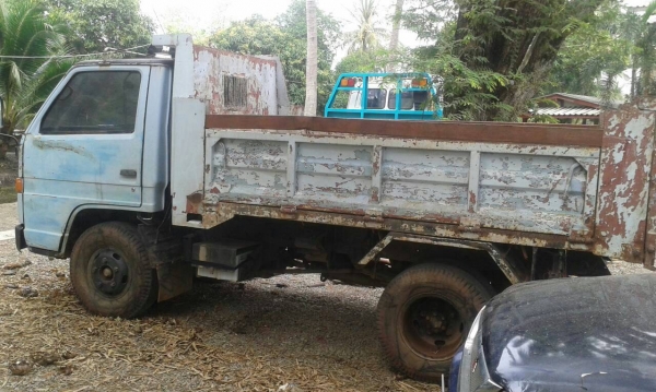 หกล้อ อีซูซุ NKR57Epawer ดั้มเล็ก 3คิว สภาพดีเดิมๆพร้อมใช้งาน ราคาถูกๆ 165,000บ มีใบซื้อขาย (ไม่มีเล่มทะเบียน) ครับท่าน