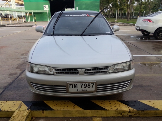 E car สภาพดี ราคาถูก