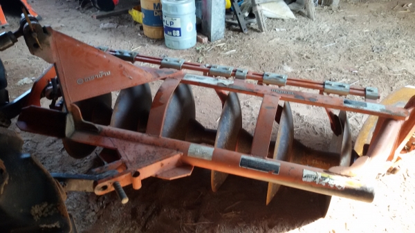 ตราช้าง 6x22นิ้วครับ