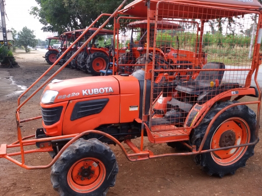 ปัญญาแทรคเตอร์..จัดมาให้ครับ ด่วน!!!คูโบต้า B2420 ตัวเปล่า