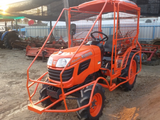 ปัญญาแทรคเตอร์..จัดมาให้ครับ ด่วน!!!คูโบต้า B2420 ตัวเปล่า