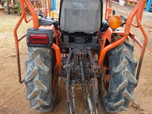 ปัญญาแทรคเตอร์..จัดมาให้ครับ ด่วน!!!คูโบต้า B2420 ตัวเปล่า