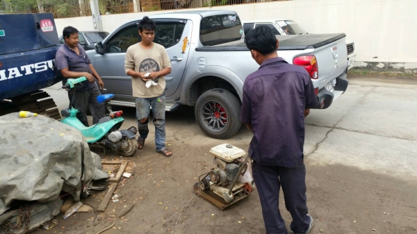 ส่งแล้วครับ เครื่องตบดิน พื้นเรียบ พร้อมใช้ ขอบคุณเสี่ยชลบุรีครับ