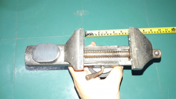 ขายปากกาจับชิ้นงานเยอรมัน GERMANY.ปากกว้าง2.5"