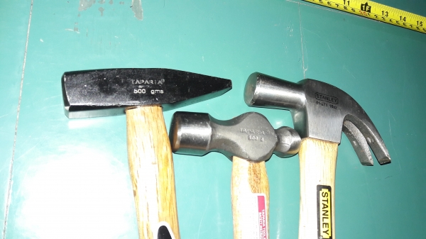 ขายค้อนชุด3เต้า STANLEY16OZ. TAPARIA500กรัม งานเก่าเก็บ ขายค้อนชุด3เต้า STANLEY16OZ. TAPARIA500กรัม งานเก่าเก็บ