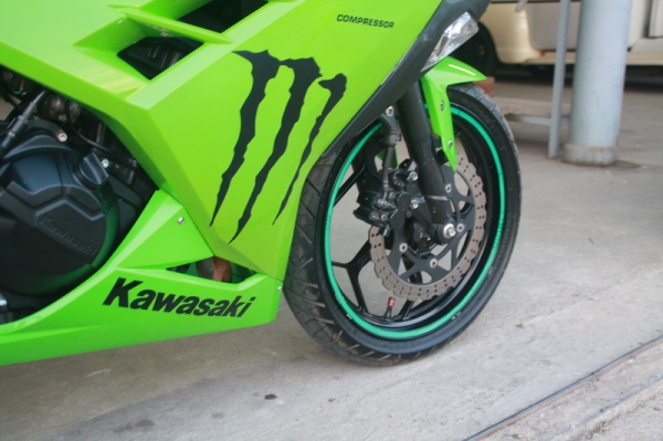 ขาย KAWASAKI NINJA 250 เขียว ปี2013 ทะเบียนพร้อมโอน93000 ขาย KAWASAKI NINJA 250 เขียว ปี2013 ทะเบียนพร้อมโอน93000