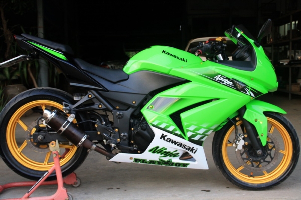 ขาย KAWASAKI NINJA 250 ท่อสูตร ทะเบียน พร้อมโอน 76000