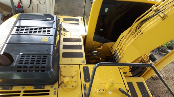 KOMATSU  PC200-8  4000ช.ม. รถอยู่ในระยะประกัน