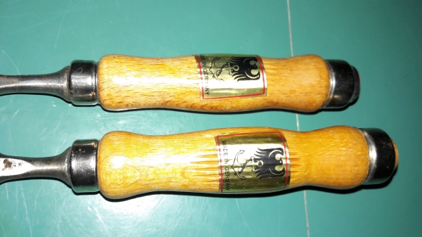 ขายสิ่วอินทรีสมอชุด2ขนาด งานเก่าเก็บเยอรมันMade in Germany.