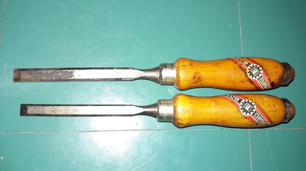 ขายสิ่วนาแร็กขนาด1/2",3/8"narex Made in Czechoslovakia.