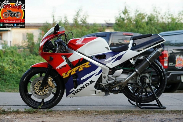 วุฒิ นนบุรี HONDA VFR NC30 รถสวยเดิมทะเบียนพร้อมโอนเครื่องยนต์ดีมากๆ