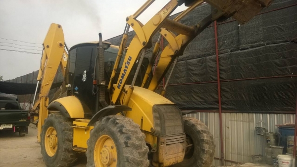 ขายรถตักหน้าขุดหลัง KOMATSU WB97s ขายดาวน์ 290000 ติดไฟแนนซ์กรุงศรี 600000 รวม 890000