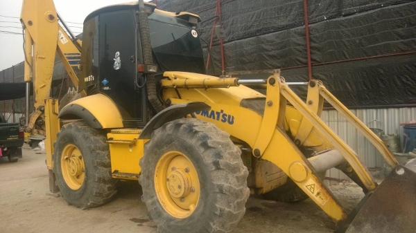 ขายรถตักหน้าขุดหลัง KOMATSU WB97s ขายดาวน์ 290000 ติดไฟแนนซ์กรุงศรี 600000 รวม 890000