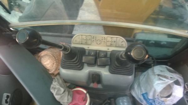 ขายรถตักหน้าขุดหลัง KOMATSU WB97s ขายดาวน์ 290000 ติดไฟแนนซ์กรุงศรี 600000 รวม 890000