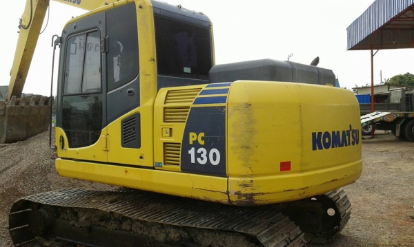ขายรถแบคโฮ KOMATSU PC130-8 เอกสารใบแจ้งจำหน่าย ไมล์ 12000 ชม.ราคา 1250000