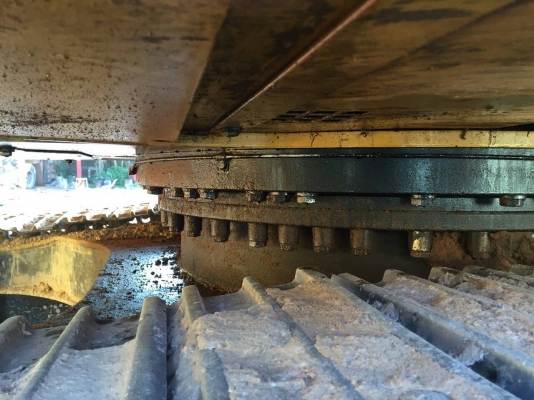 ขายรถแบคโฮ CAT 320D เอกสารเล่มทะเบียน 11440 ชม.ราคา 1800000