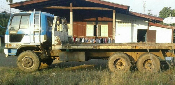 สิบล้อ ฮีโน่ KT725 EH700 สโลส2เพา เทนเลอร์บรรทุก แม็คโค 200 สภาพพร้อมใช้ เล่มทะเบียนพร้อมโอน