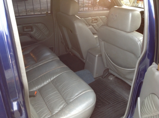 อีซูซุ ไทยรุ่ง แอดเวนเจอ อีซูซุ ไทยรุ่ง แอดเวนเจอ