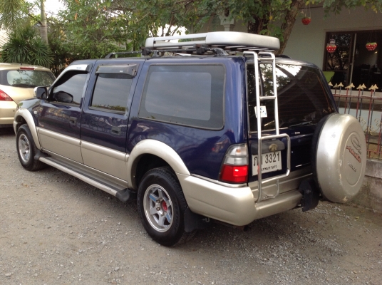 อีซูซุ ไทยรุ่ง แอดเวนเจอ อีซูซุ ไทยรุ่ง แอดเวนเจอ