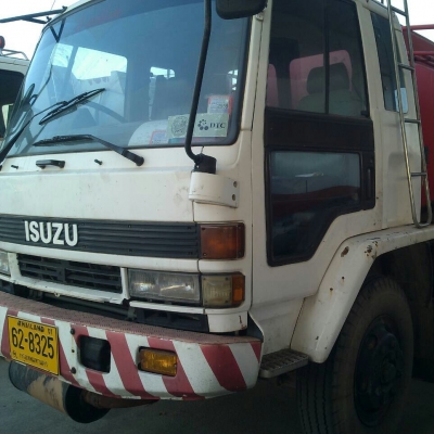 สิบล้อ อีซูชุ ร็อคกี้ 175เพาเดียว บรรทุกถังน้ำมัน 16,000ลิต ปั้มอุปกรณ์ ครบ สภาพดีพร้อมใช้งาน ทะเบียนพร้อมโอน