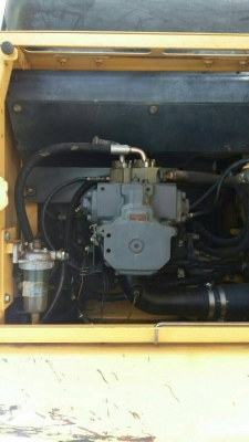 ขายครับ   komatsu .pc200.8รถใช้ 8 พันช้วโมงทุกอย่างเต็ม 100เครื่อง เอกสารอินวอยซ์ สวยๆครับ