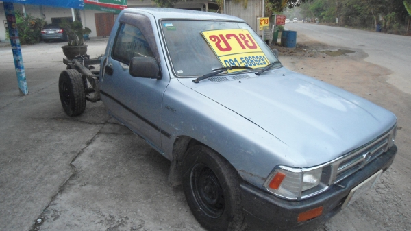 ขายโตโยต้า ปี40  ตามสภาพเครื่องดี เกียร์ ดี  เอกสารทะเบียน ครบ  พร้อมโอน