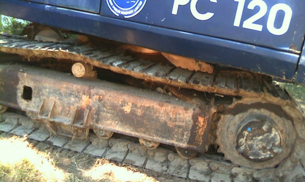 ขายด่วน KOMATSU PC120-3 สภาพพร้อมใช้งาน เครื่องเดิมปั้มเดิม โซ่ช่วงล่างสวย รถพร้อมทำงานแอร์เย็นครับ