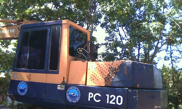 ขายด่วน KOMATSU PC120-3 สภาพพร้อมใช้งาน เครื่องเดิมปั้มเดิม โซ่ช่วงล่างสวย รถพร้อมทำงานแอร์เย็นครับ
