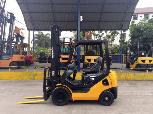 -:-*&bull;*ข า ย ร ถ ย ก นำ เ ข้ า*&bull;*-:-KOMATSU FD15-20 เครื่องดีเซล เสาสูง4เมตร งาเทได้ สนใจติดต่อ083-062-0223(ปอนด์)