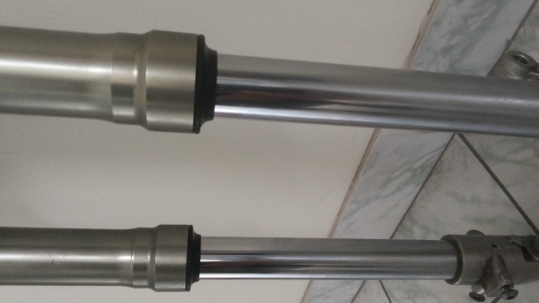 ขายโช๊คหน้า Kawasaki D-Tracker150