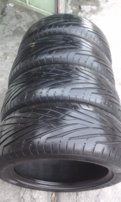 ขายยาง  215/55/17 ปี 12