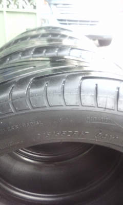 ขายยาง  215/55/17 ปี 12