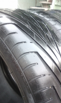 ขายยาง  215/55/17 ปี 12