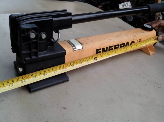 ปั๊มไฮดรอริกโยกมือ ENERPAC P392 Made in USA