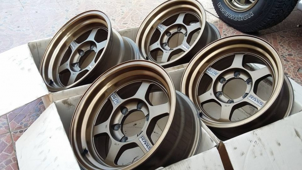 ขายล้อ te37 ขอบ 16 พร้อมยาง bf 265/70/16 ปี 14 ขายล้อ te37 ขอบ 16 พร้อมยาง bf 265/70/16 ปี 14