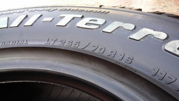 ขายล้อ te37 ขอบ 16 พร้อมยาง bf 265/70/16 ปี 14 ขายล้อ te37 ขอบ 16 พร้อมยาง bf 265/70/16 ปี 14