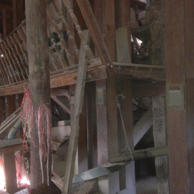 ขายด่วนโรงสีกลาง เเละ คอกหมู ขายด่วนโรงสีกลาง เเละ คอกหมู