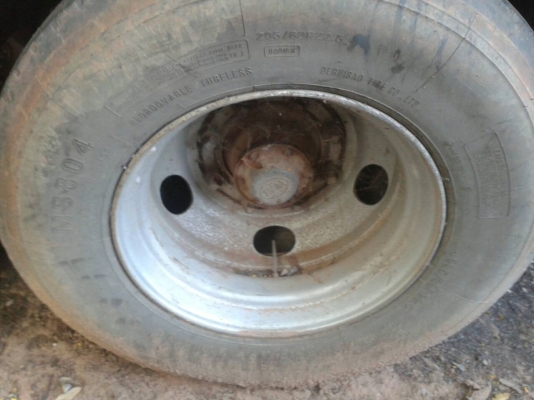 ขาย380000 ลูกพ่วง3คาน7เมตร  สามมิตรลอนนอน