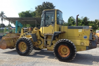 KOMATSU WA200-3 นำเข้าจากญี่ปุ่น โทร.090-986-2521 อ๊อบ