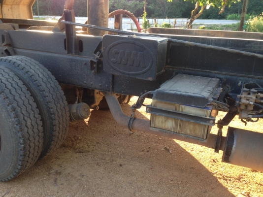 รถฮีโน่ 10 ล้อดั้ม FM1A 344 แรงม้า. ปี 55. ( รถวิ่ง 14x,xxx กม. )     สนใจติดต่อ  081 - 6079515