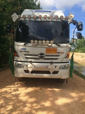 รถฮีโน่ 10 ล้อดั้ม FM1A 344 แรงม้า. ปี 55. ( รถวิ่ง 14x,xxx กม. )     สนใจติดต่อ  081 - 6079515