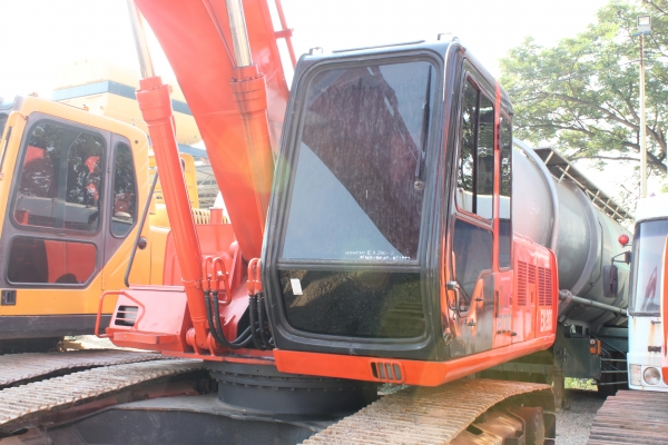 ขาย !!! รถแมคโคร HITASHI EX120 รถนอก มีเอกสาร ไฟฟ้าครบ ทำสีแล้ว พร้อมใช้งาน ขาย !!! รถแมคโคร HITASHI EX120 รถนอก มีเอกสาร ไฟฟ้าครบ ทำสีแล้ว พร้อมใช้งาน