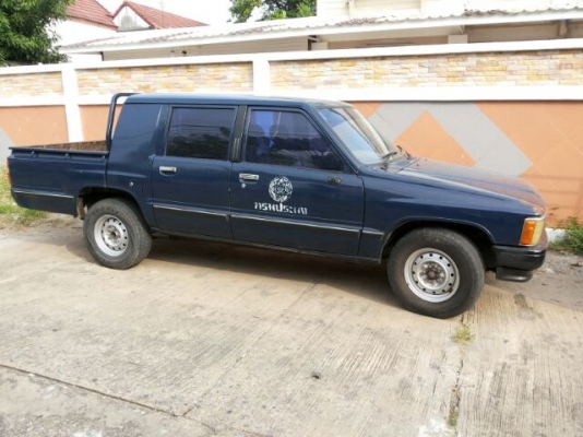 HERO 4 ประตู มือ1 เดิม เครื่องดีเซล 2 แอล แน่น ช่วงล่างดี คัสซีสวย ภายในสวยเดิม คอนโซนสวยแอร์เย็น ทะเบียนพร้อม คุ้มครับ ราคา 69,000 บาท